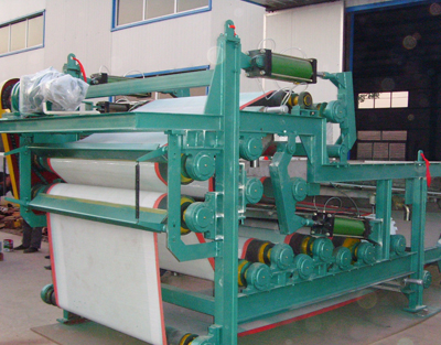 過濾布，過濾網， 壓濾袋 ，過濾布，過濾袋批發，濾布生產廠家，濾布供應商，工業耐酸堿濾布，壓濾機濾布濾袋，江蘇濾布，PPS耐高溫除塵布袋，無紡布PE/PP過濾袋，常州霞華環保科技有限公司